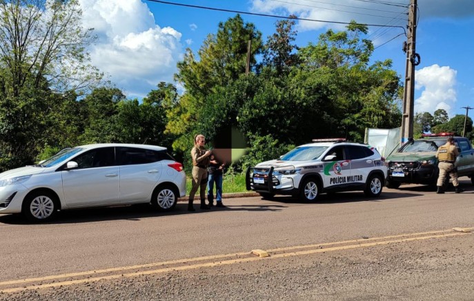 Veículo furtado no Paraná é recuperado pela PM de Guaraciaba