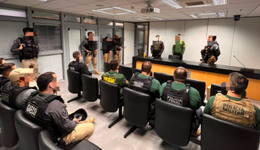 `Batismo’ e mensalidade obrigatória: operação em SC expõe ritual secreto e grupo neonazista