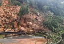 Chuva deixa rastros de destruição em Santa Catarina nesta segunda-feira